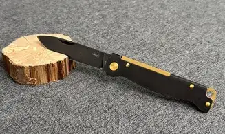 Couteau de poche élégant
