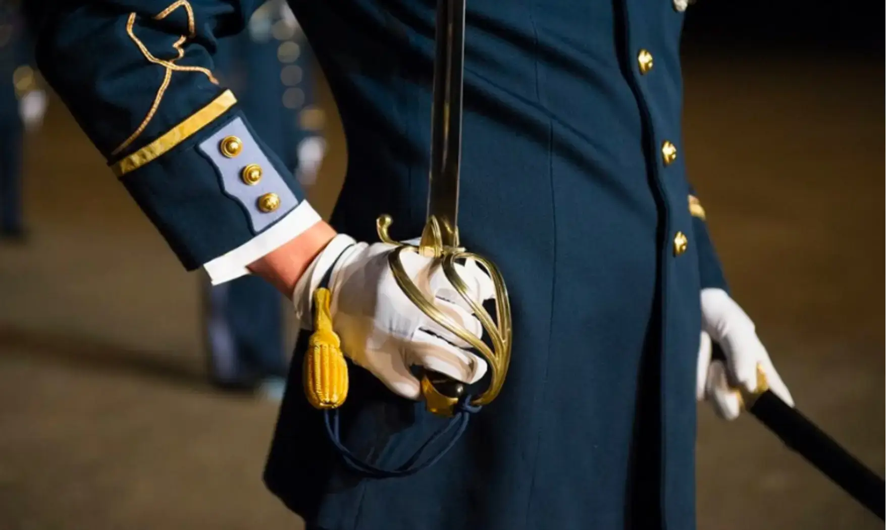 Sabre Officier F1