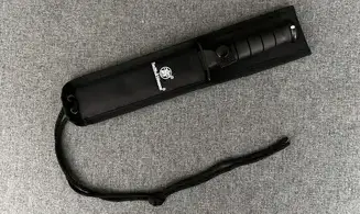 Couteau de combat